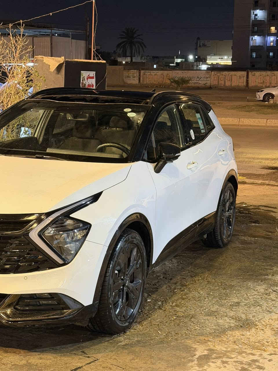 سلام عليكم كيا سبورتج خليجي موديل 2024  بعدهي زيرو ماشيه 13 الف حقيقي سياره بدون صبغ بيها شويه بارد وموضح بل سونار مواصفات الفول بلاك أدشّن معروفه مواصفاتها ميحتاج اشرحلكم موضح الكم بل فديو وين البارد بيها مكانها لبلديات شارع الإطفاء   سعرها 23 الف وبيها مجال قليل مامتواجد عل فيس الشراي ينتصل عل رقم ***********
