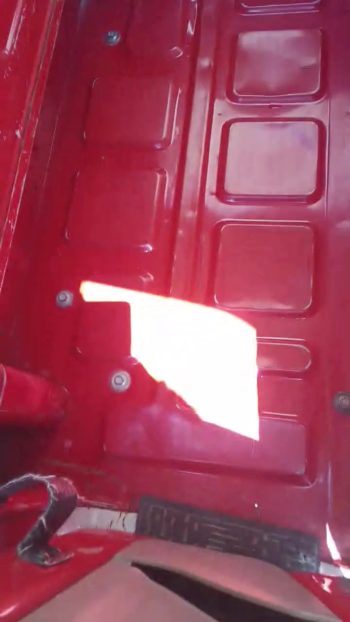 ***********
