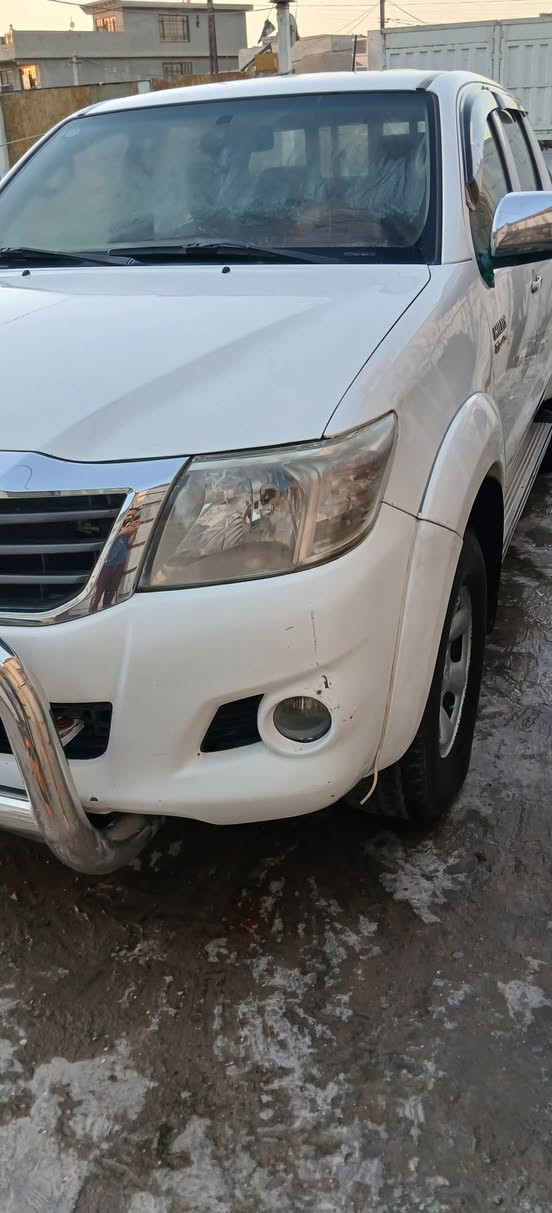 بيكب هايلوكس موديل ٢٠١٣ رقم بغداد فور ويل السياره خير من الله مابيه اي نقص السعر المطلوب ٢٠٠ ورقه بيهه مجال للتواصل *********** بي واتساب
