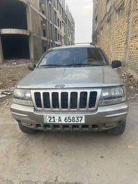 شيروكي ٢٠٠٠ • ٦ سلندر • قلم سليمانية