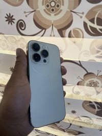 ايفون ١٤ برو • ١٢٨ • ظهر مفطر