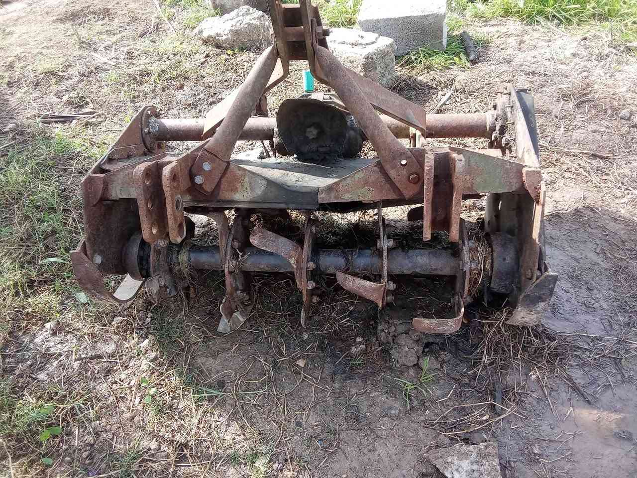 البيع محرك اكرفول 3بستم يطالي شغال وجهز. مع رفاس. اوسجين ***********
