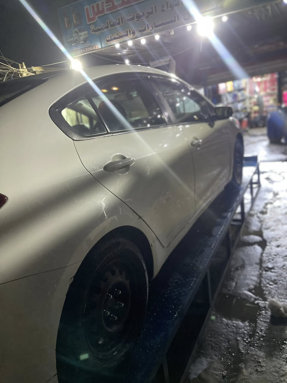 السلام عليكم كيا فورتي موديل ٢٠١٨ صور الحادث مرفقه بل منشور ماشيه ٥٧ باسمي تحويل ثاني يوم كير ومحرك مكفول  محرك ٢٠٠٠ دوش وبيها ضربه بل باب لوره ما مصلحه على البارد موضحه بل صور صدر جديد وتخم تاير جديد مكاني بغداد حي اور *********** 
السعر ١٢٠ وبيها مجال
