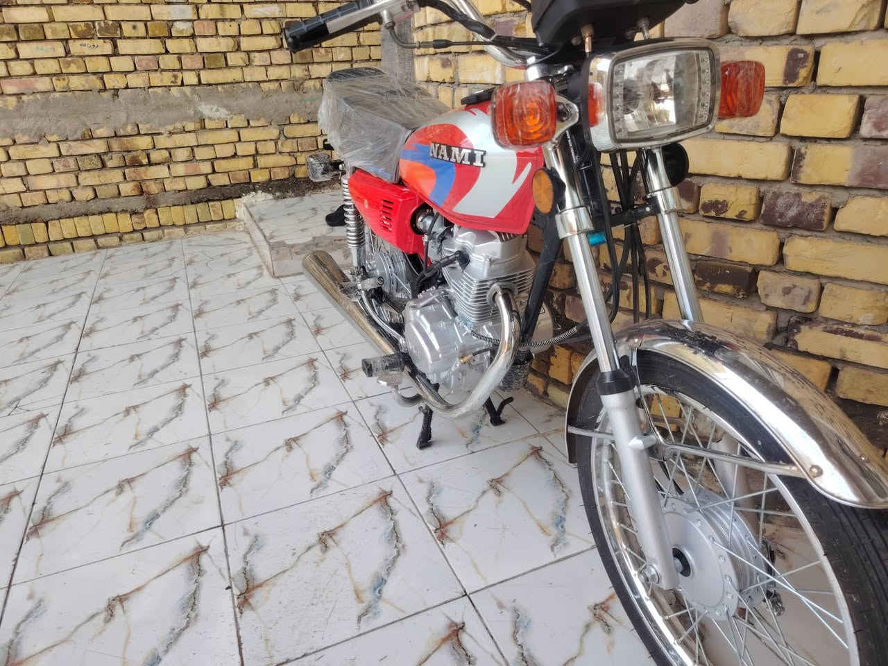 دراجه البيع أوراق سكنرصارلهاشهرمن معمرها
مكاني المجر الكبير والشراي يخابروبخدمته
***********
