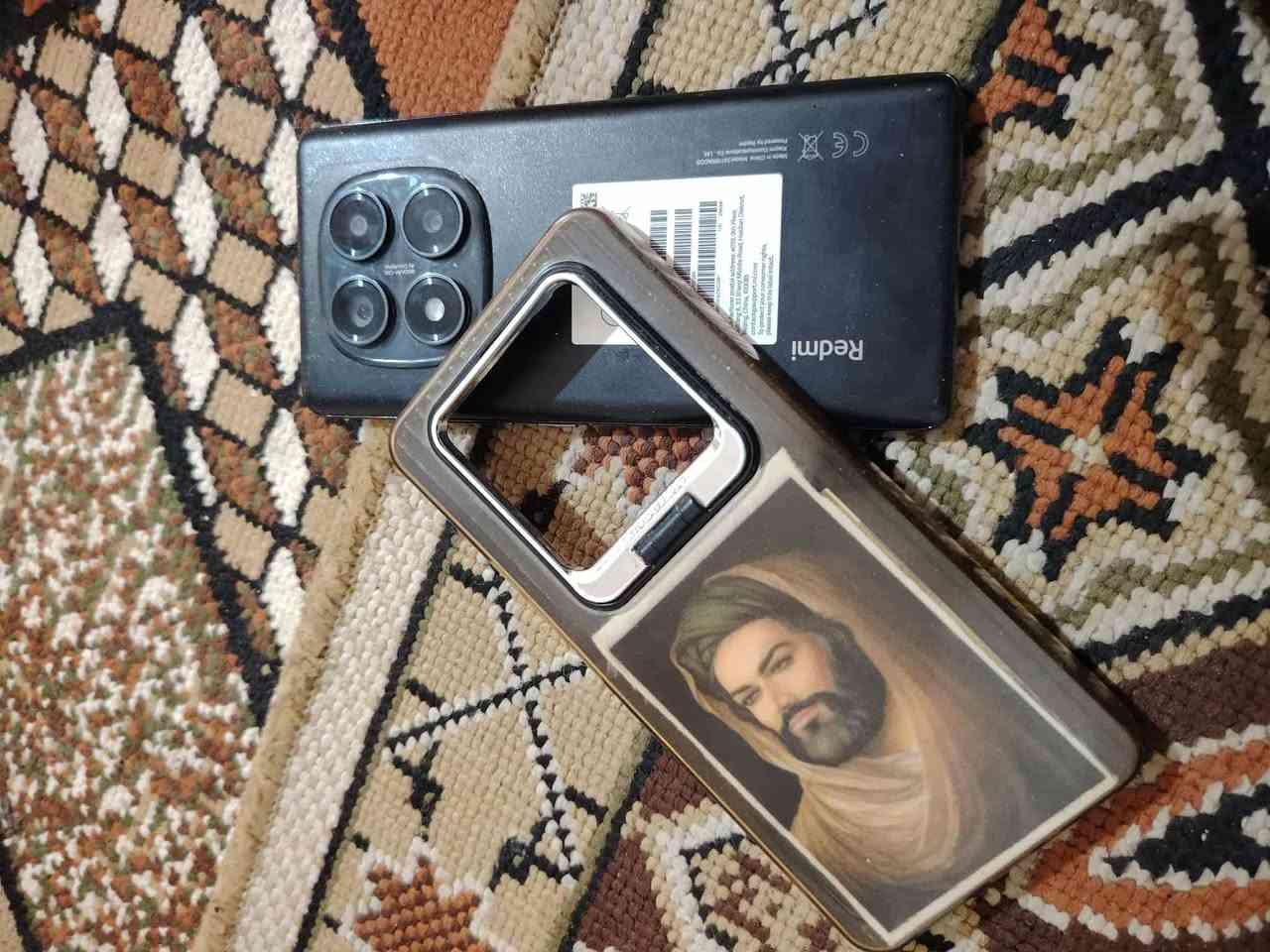 ريلمي نوت 14 برو غراضه كامله بعده جديد  ذاكره 256 السعر 275 وبيه مجال الرقم ***********
