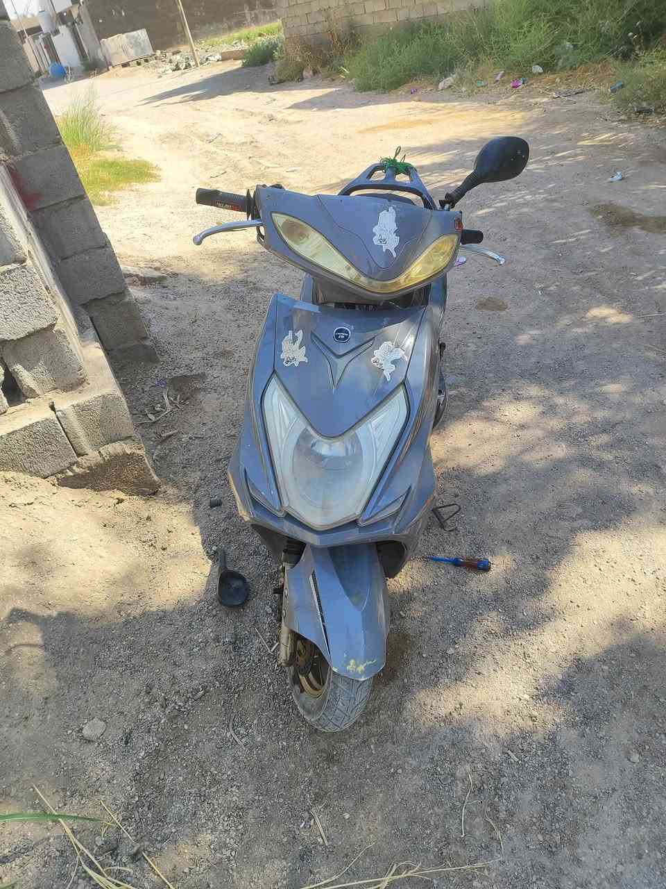 لسلام عليكم سكنس للبيع كلشي مابيها شغالة نكرة سلف  كهربائيات شغالة  سعر ب 225 وبيها مجا بسيط  جماعة ال 175 لاتعلقون


**إذا كنت صاحب هذا الإعلان وتريد حذفه لأي سبب، رجاءا أرسل رسالة إلى الدعم الفني**
