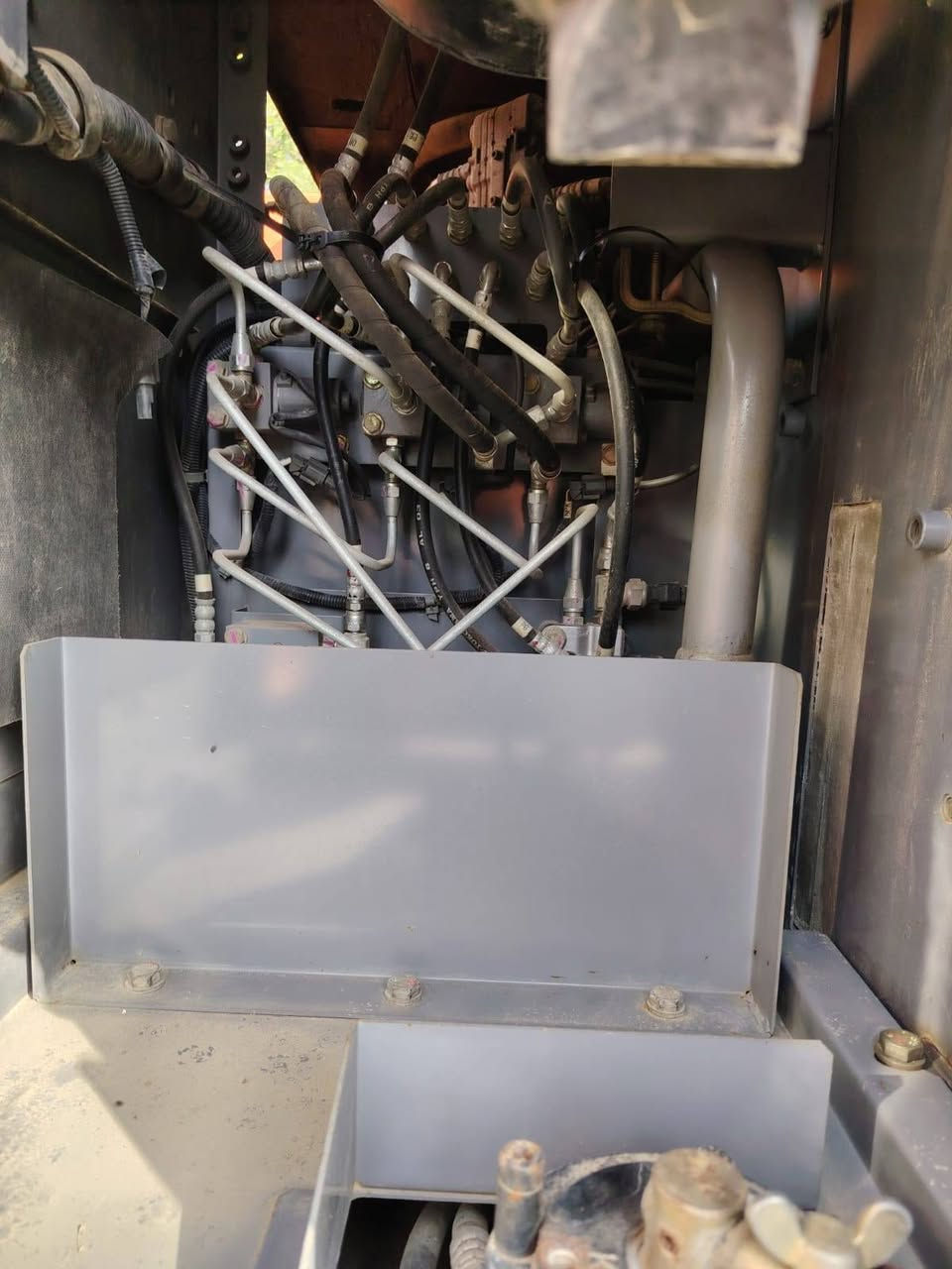 اللهم صلي على محمد وآل محمد للبيع زت ثري 2012 وارد ياباني مكفوله مشتقله شي قليل بلعراق بعده منفيس مؤسسه جك همر
المكان واسط دبوني ***********
