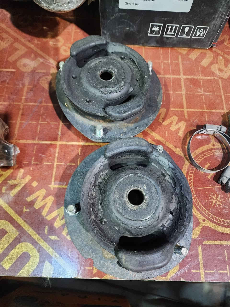 السلام عليكم ورحمة الله وبركاته
تتوفر حدادية صدر امامي وخلفي 
جامبو
شبح
ام عيون 
190
W211
W220 S350
W221 S350
الجوهرة  مرسيدس  العنوان النجف الاشرف طريق بغداد قرب جسر الإمام علي مجاور مجمع غيث الشمري 
*********** \ ***********
