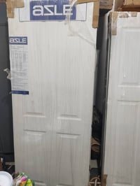 ٧ بيبان • باب ٢٠٠×٨٠ • مكمل بالنايلون