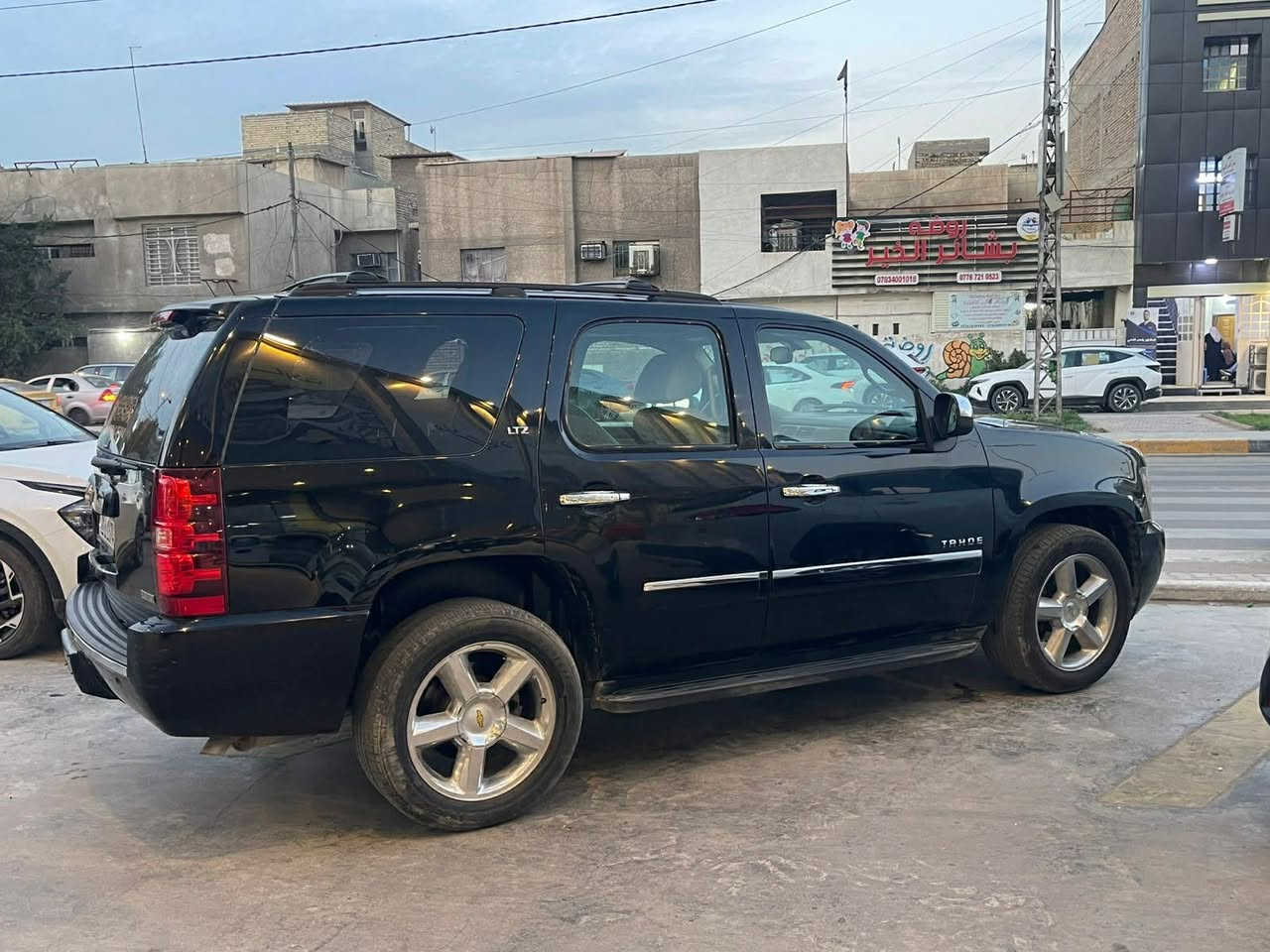 السلام عليكم
للبيع تاهو 2011 LTZ

خليجية وكالة المنصور MAC

مكفولة من الصبغ والتصليح

مواصفاته معروفه 

للاستفسار: ***********
مكان السيارة بغداد
