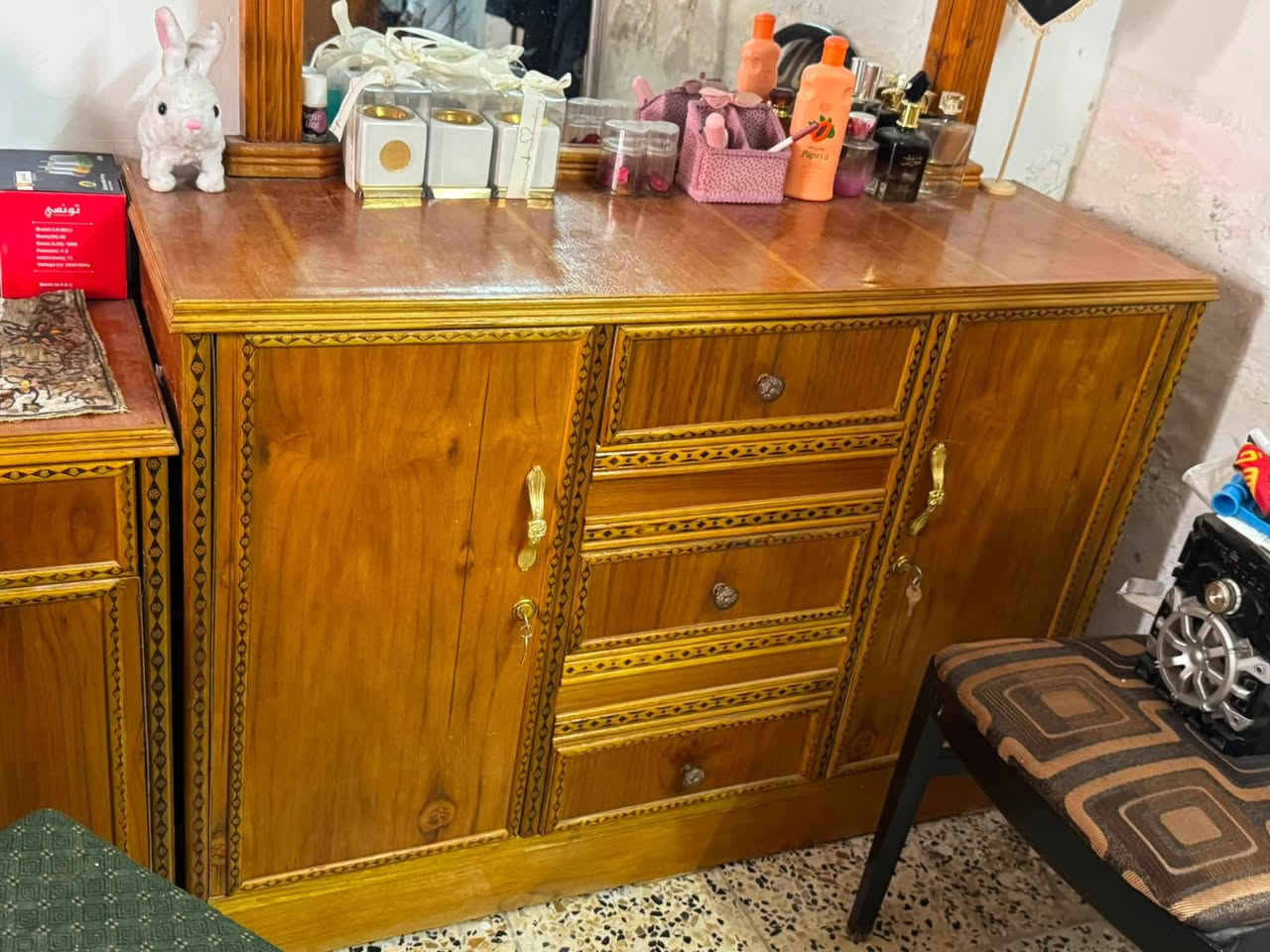 السلام عليكم
غرفة صاج
مستعمله البيع
سعرها 450
مكاني بغداد الاعظميه


**إذا كنت صاحب هذا الإعلان وتريد حذفه لأي سبب، رجاءا أرسل رسالة إلى الدعم الفني**