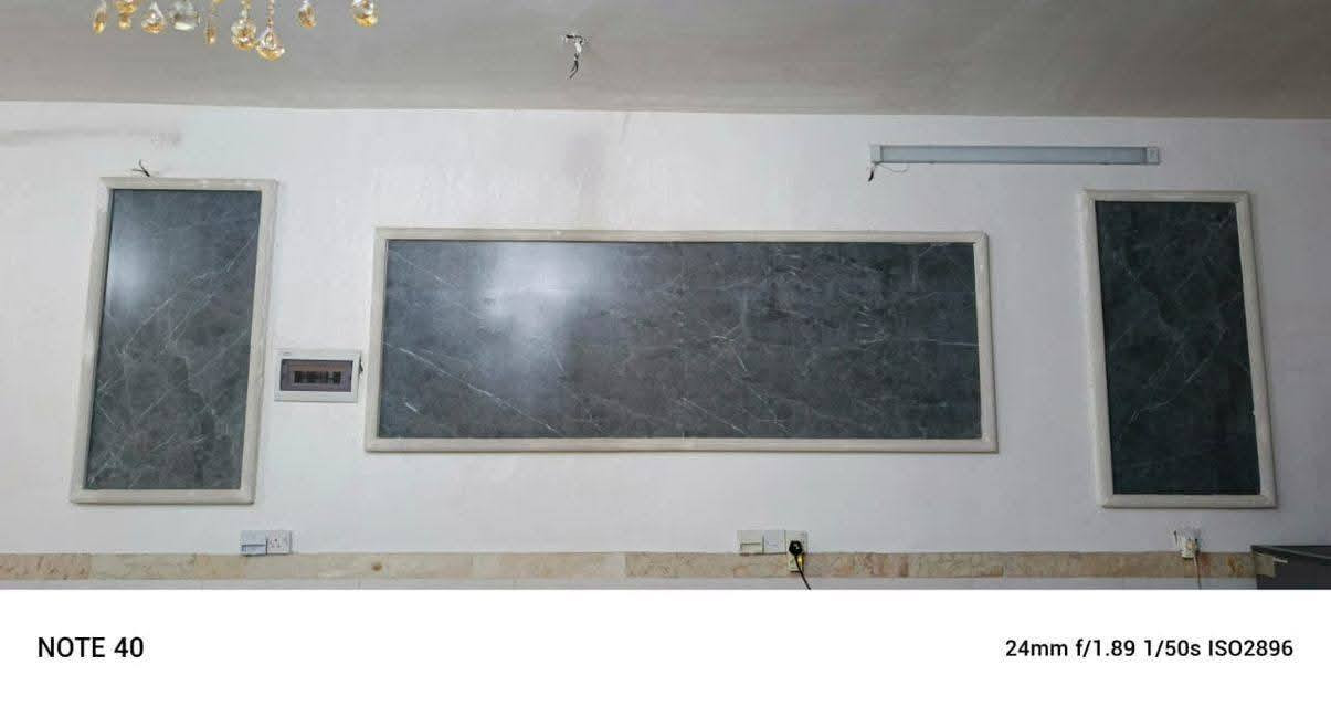 سلام عليكم بيت مساحه 200م بناء طابوك بناء حديث تفاصيل استقبال و وصاله وغرفتين ومطبخ ألأي استفسار خاص او ع رقم التالي *********** واتساب
