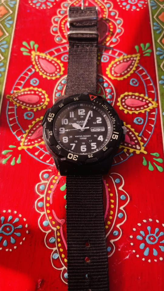 ساعات كاسيو باله اصلي  سعر القطعه 20 الف


**إذا كنت صاحب هذا الإعلان وتريد حذفه لأي سبب، رجاءا أرسل رسالة إلى الدعم الفني**