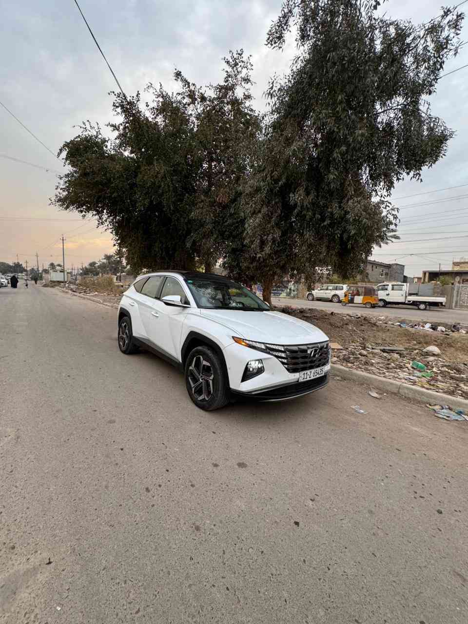 السلام عليكم 🫡
هونداي توسان موديل 2024 لمتدد فولل
السياره 3 انضمه هايبرد بانزين كهرباء ⚡️ 
السعر218وبيه مجال للشراي 
4 كامرات 360 دواره إشاره بلمري 
.بصمه وبنرومه جلد ابيض لد وزنون
.كشن كهرباءات بلكامل ردار امامي خلفي جانبي
السياره فولل للخير للخير 
. حادث امامي بنيد فقط بنيد صبخ
. ليبل واحد بدون تبديل اي قطعه 
. ماشيه 20 الف مايل 
صور حادث مرفوقه اي استفسار خاص
العنوان بغداد جسر ديالى القديم 
هاتف ***********
