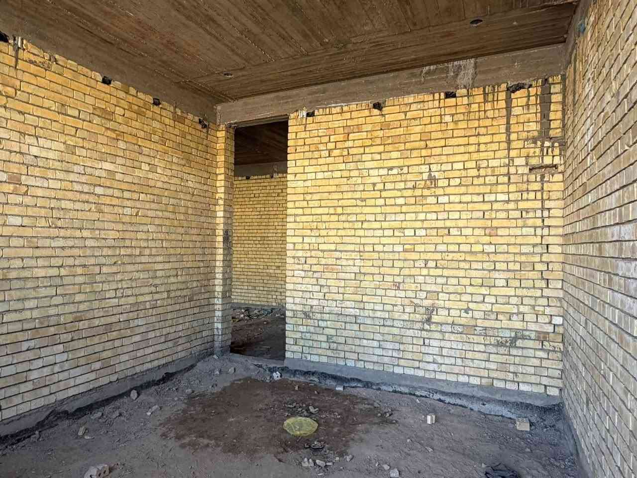 🏠 / هيكل للبيع مساحه ٢٠٠ م طابو صرف 

               واجهه ١٠ م / نزال ٢٠ م 

🧱 بناء حديث درجه أولى 

الطابق الاول/ مطبخ . أستقبال . هول . غرفتين . مجمع صحيات . كراج . حديقه 

الطابق الثاني/ ٤ غرف . هول . مجمع صحيات 

🌏 الموقع / حي الامام سنتر بشارع الكابينات ( موقع مميز )

للأستفسار أكثر مراجعة مكتب 
#عقارات_أراضي_بابل_الخضراء للمقاولات العامه والتصاميم الهندسية 
شارع ٦٠ .. عمود ٣٠٠ .. مقابل أستدارة علي بقلي 
الشيخ حازم 
وسام محمد 
أبو حيدر / ***********
