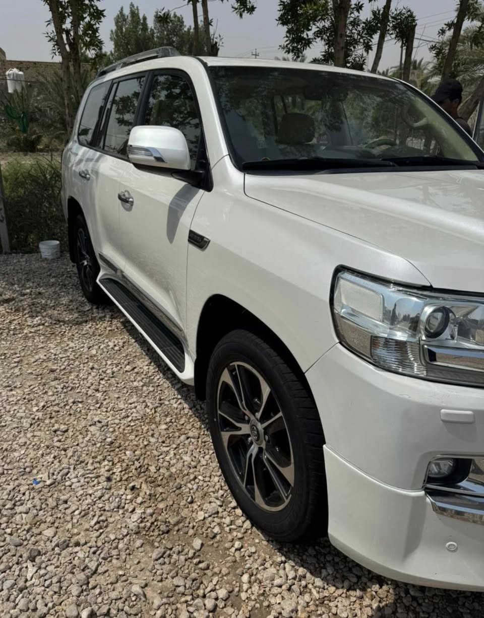 لاندكروزر للبيع
📌 موديل: 2016
🎨 السيارة مكفولة من الصبغ
🛣 الممشى: 118,000 كم
🌍 بريم – كلشي بلادي بيها
❄️ بيه بارد بالجنطة الخلفية
🪪 رقم بغداد – بسمي
💵 السعر: 46,500$
🔹 بيه مجال بسيط
📍 مكان السيارة: النجف

📞 للاستفسار: ***********
السيارة نظيفة وجاهزة للفحص، الاتصال للجادين فقط.
