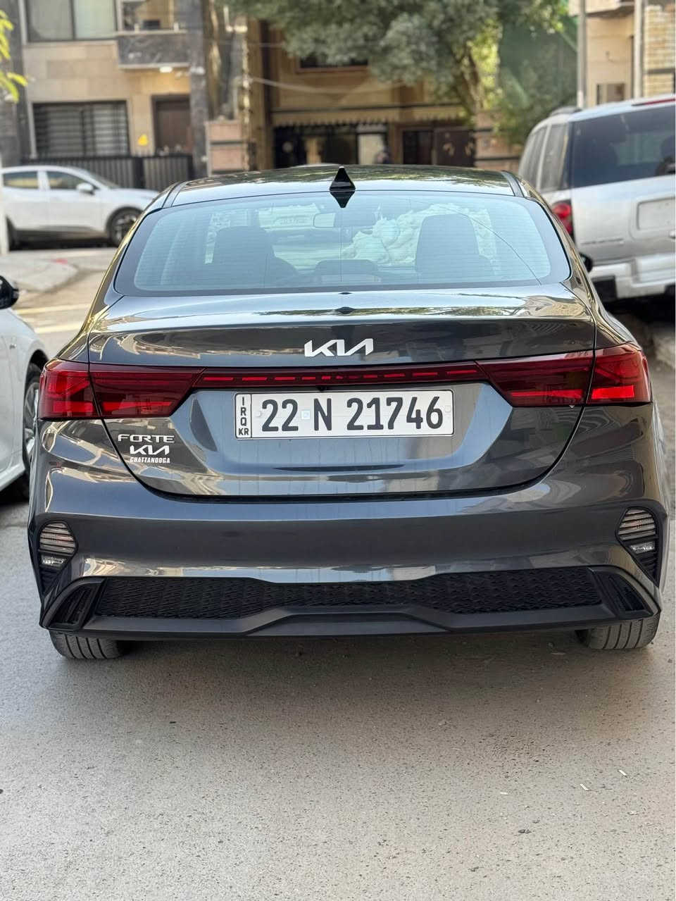 سلام عليكم . 

KiA فورتي . 
موديل 2023
لون رصاصي

فحص و هزه و سنويه جديد . رقم أربيل . 

المواصفات . 

■ فول تحكم ستيرن . 
■ شاشه كبيره . 
■ كامره خلفيه . 
■ تحديد مسار . 
■ رادار امامي . 
■ تثبيت سرعه . 
■ ثلاث أنظمة قياده 
■ توقف ذاتي .  
■ السياره جاهزه من جميع النواحي 
بدون ايرباك
  
■حادث صبغ شبر جاملغ وشبر بنيد فقط بدون 
دواخل شاصي لغد كفاله 
السعر 159$$$
مكانها بغداد
للتواصل *********** بغداد, العراق
