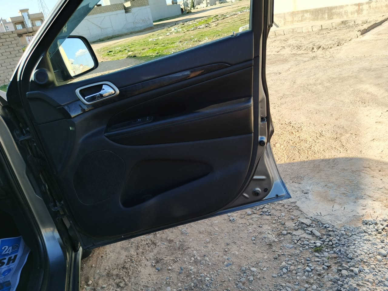 السلام عليكم سياره للبيع جيب موديل 12
كير محرك شرط تبريد شغال تدفيه شغال رقم اربيل مسطرة هزه  ساقط كلشي شغال بدون ضرر شرط بدون صبغ محرك 6كوبون بيه الشرعي موجود شرط تحويل بيه تعديل بارد باب سكن باب خلفي شبر ‏‪***********‬‏
