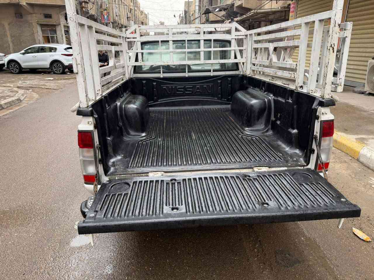 السلام عليكم شباب 
بيكم نيسان. شبوط موديل  ٢٠٠٨ سياره بلاديه مكفولة من كلشي ماشيه ٢٠٠ الف كير ومحرك تبريد حداديه كله خير من الله السياره رقم أربيل القديم شرط تحويل

مكان السياره بغداد الحرية ***********

السعر ٩٧ ورقه وبيهه مجال بسيط
