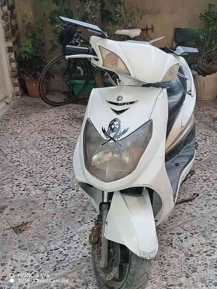 السلام عليكم
دراجه سكنز فحل كابريتر دراجه مرتبه وحلوه مكينته حلوه مرايات دراجه بلاديه تشتغل  سلف وهندر كهربائيات كله شغاله كلوب عالي ناصي سعر ٥٥٠ وبيه مجال بصيط حق الجيه
المكان بغداد الحريه 

وتساب ***********
