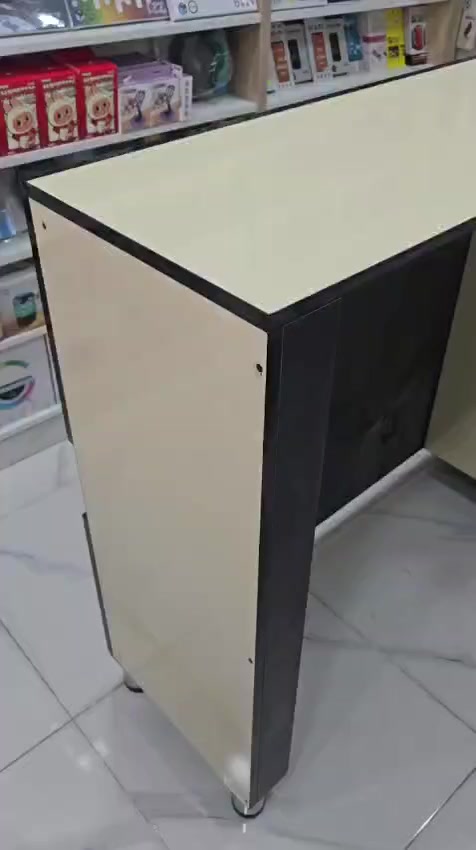 ميز مكتبي
طول 170cm 
عمق 40cm 
ارتفاع 100cm 
للاستفسار الاتصال على الرقم 
*********** 
طول 170cm 
عمق 40cm 
ارتفاع 100cm 
للاستفسار الاتصال على الرقم 
***********
