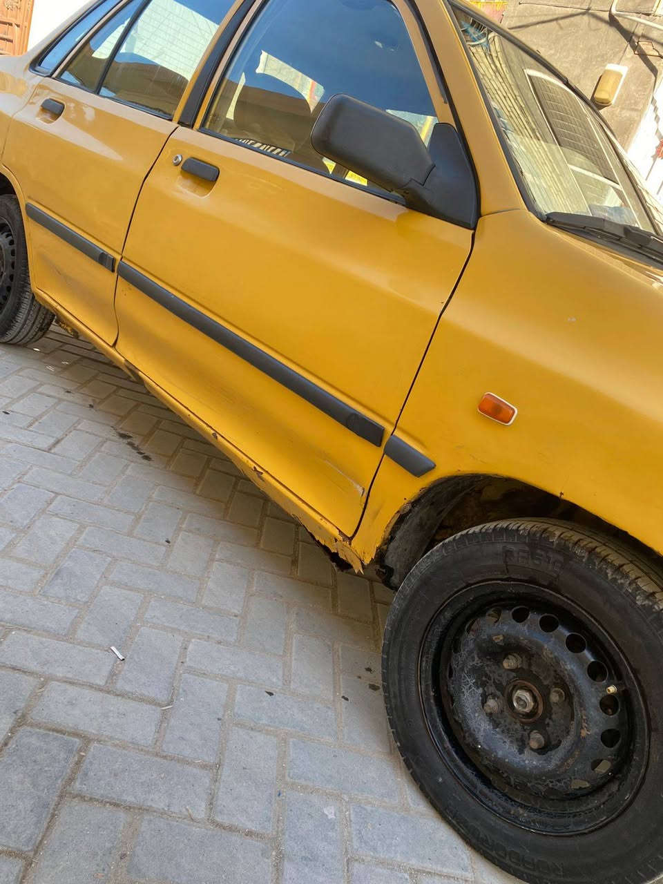 سلام عليكم سايبا م١٣ محرك كير كهربايات تخم تاير تبريد مكفولات فقط شاصي ملحوم هيئة مصفره رقم انكيليزي سنويه  بأسم صاحب سياره   اني مكلف بنشر رقم صاحب السياره *********** السعر ٢٧ وبيه مجال
