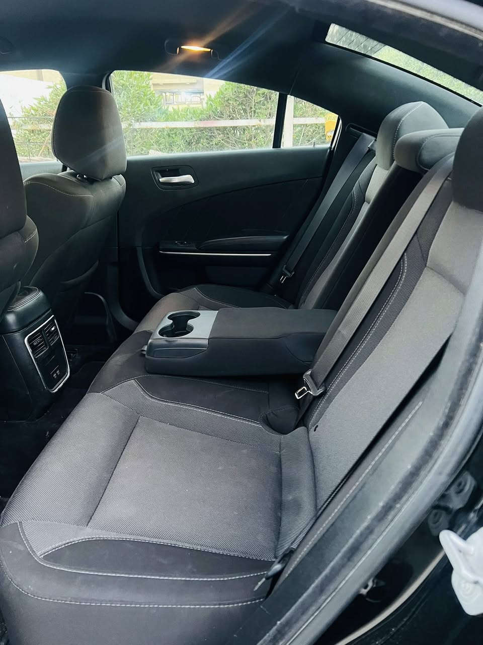 للبيع جارجر موديل 2022 رقم بغداد مكينه 3600  SXT  السياره جديده بمعنى الكلمه ماشيه 33   السياره بيه بارد ابخشم الجاملغ الامامي والباقي مكفوله من التبديل والشخط والبارد بالعافيه عل ياخذه م ***********
