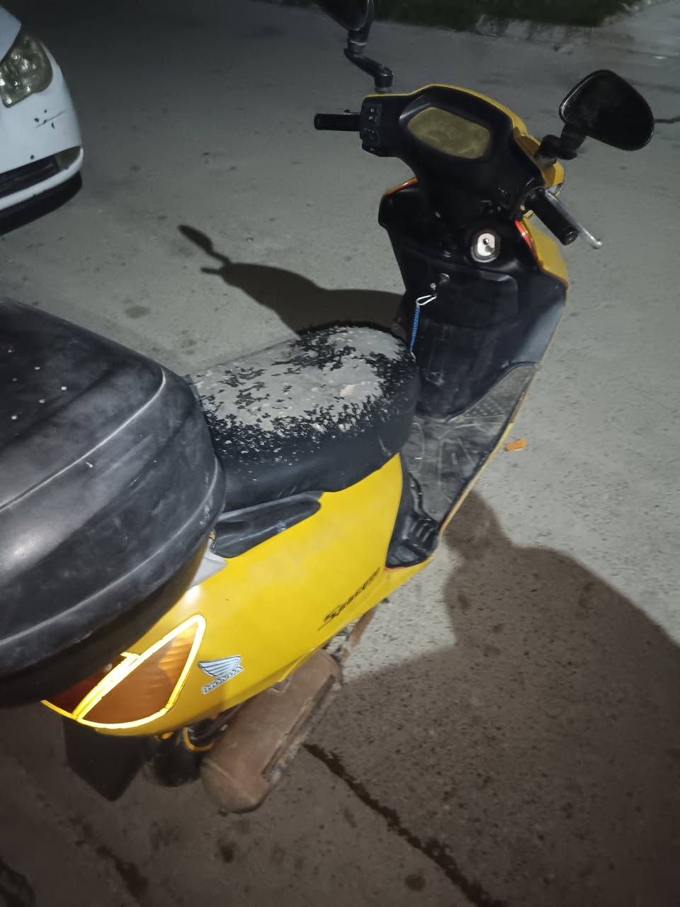 سلام عليكم دراجه سبيسي ياباني دراجه تخبل مكينه شغاله بيها خيط دخان بس تحمه تكطع 
دراجه كهربائياتها شغاله كلشي شغال بيها اوراق  سعرها 350 وبيها مجال بسيط مكاني بغداد زعفرنية


**إذا كنت صاحب هذا الإعلان وتريد حذفه لأي سبب، رجاءا أرسل رسالة إلى الدعم الفني**