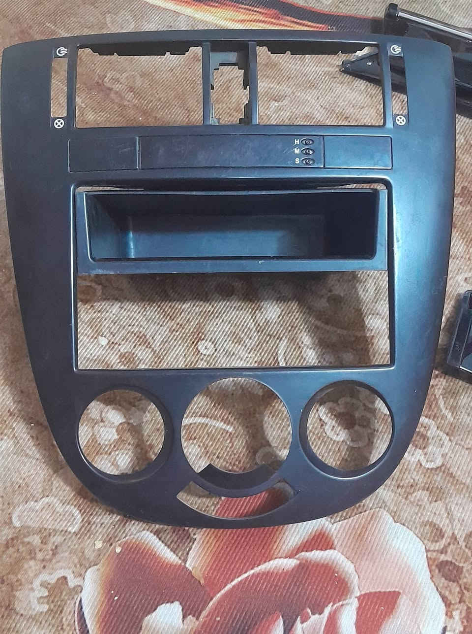 اطار مسجل هو وساعة وابتره تفصيخ  ١٥
گاعيات جدد بعدهن ١٥
مطريات جدد بعدهن ١٥
مكاني ميسان رقم الهاتف ***********
