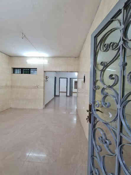 للأيجار الدار الطابق الارضي فقط🏠(المساحة220م)
الموقع الدار/حي البلديات قرب اعدادية حمص للبنات

غرفتين نوم وهول واستقبال واسعة ومطبخ وصحيات وحديقة وكراج 

(بدل ايجار الدار 450الف)

للأستفسار مراجعة مع مكتب الوطن للتجارة العقارات  
العنوان الموصل حي البلديات من جهة السكر قرب سانكو مول 

أو الاتصال على الارقام التالية 
كؤرك/*********** 
أسيا /***********
