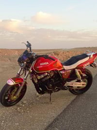 سيبي 400 • جيل اول • مبرمج