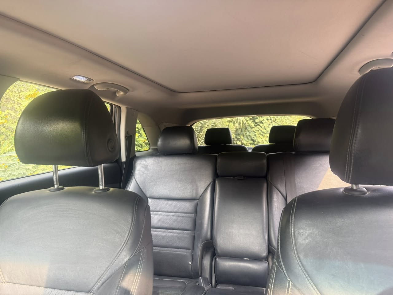 سورينتو 2019
وارد امريكي 
مكينه Gdi
6 سلندر 3600 
فول مواصفات ١/١
فتحة بانوراما 
كرسي كهرباء 
4 بصمات
تبريد 3 قطع
7 راكب 
تدفئه بالكشن
ماشيه 120 mi
حادثها چاملغ ايمن 
سعرها200
وبيها مجال للطيبين موجود اتصال + واتساب
راسلني ادزلك صور الحادث 
***********
