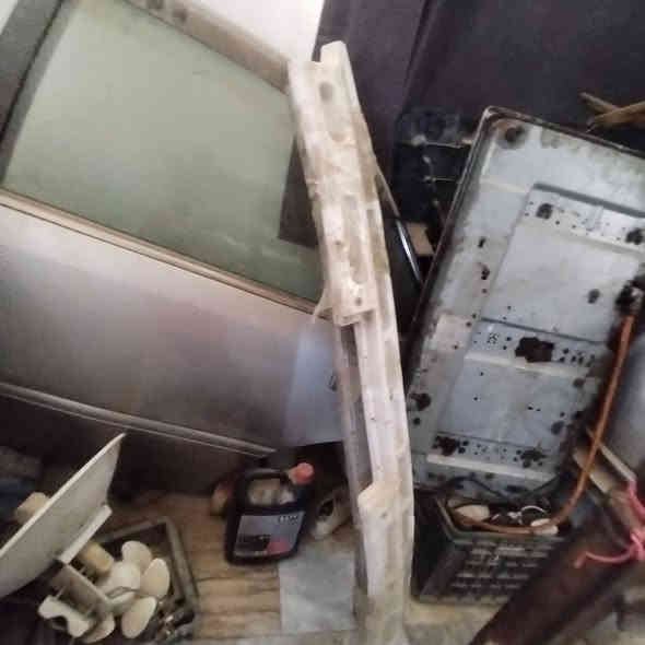 سلام عليكم فافونه ملكه اماميه جديده مال حاويه هيه ولفلينه مالتها عنوان ناصريه رقم الهاتف ***********
