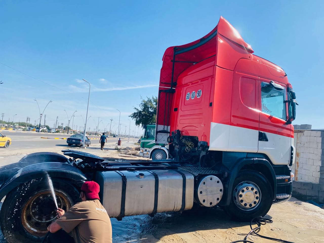 السلام عليكم سكانيه 2008للبيع رقم أربيل تحويل السنويه منتهيه محرك.انجكسن كيرعادي100للستفسار***********العنوان بصره زبير
