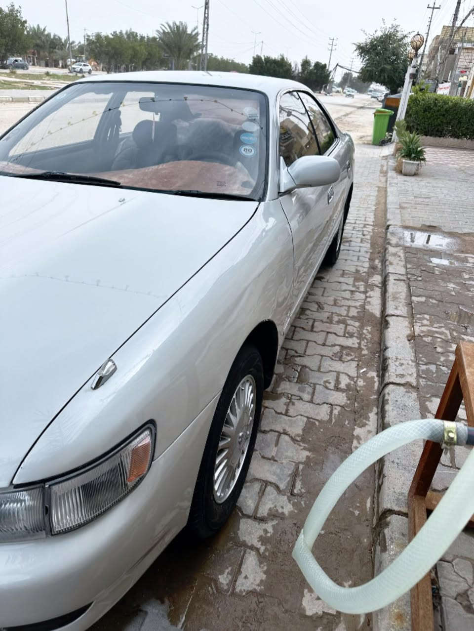 السلام عليكم سياره شيزرللبيع سياره مكفوله من الكص الضربه  والصبغ حداديه تبريد تخم تاير ويل شرط مال اليابان من الحاويه شديتهن صار شهر رقم انكليزي بسمي السياره مكينه كير السياره احلا من الصور بعد جديده مكاني نجف حي العسكري *********** السعر75 وبيه مجال
