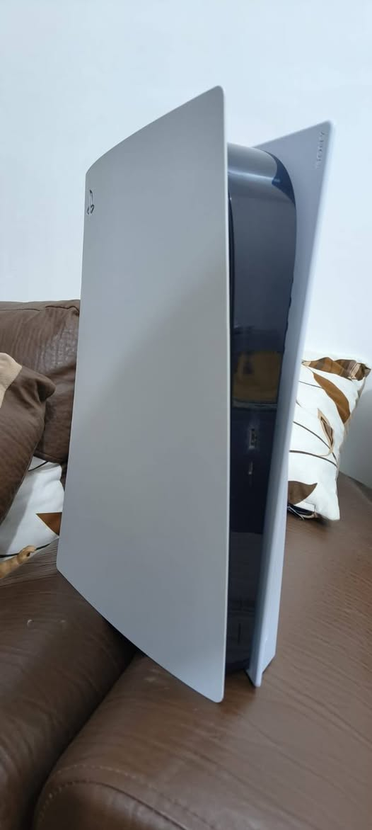 بلي ٥ مهكر 
بلي ستيشن ٥ مهكر نظام ٩ تهكير بدون قرص بيه العاب بلاك مث لعبة القرد وذلاست اوف از وريزدنت ايفل والعاب بلي ٤ كامل ملحقات 
متوفر توصيل جميع المحافظات


**إذا كنت صاحب هذا الإعلان وتريد حذفه لأي سبب، رجاءا أرسل رسالة إلى الدعم الفني**