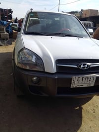 توسان ٢٠٠٩ • محرك ٢٠٠٠ • خليجي