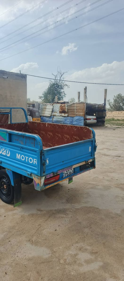 سلام عليكم ستوته ٢٠٢٠ رقم و سنويه الإنكليزي بسمي كفالف عامه تخم تاير جديد و ضفيره جديد و باتري جديد محرك ٢٠٢٥ جديد البدي مغلف ابلايود جديد كهربايات كله جديد لايت زنون  و بشبول جديد بيع مستعجل المكان نجف الحيدرية عامود ٤١٢ وهاذ ***********
