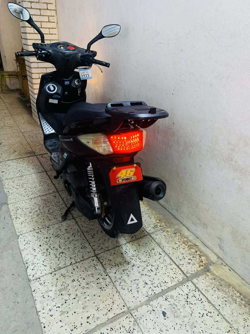 السلام عليكم
سكنس فحل ياباني قبل نفخ استان كهربائي  بك لايت لد لايت زنون دواسات اصلية سبايدر اصلي مرايات شركة اصلية كفرات ومحرك  وضفيرة  كفالة تفحص وتاخذهة  من باب البيت  ماشية ٣٧ السعر٩٠٠ اي استفسار اتصل وتدلل ***********
