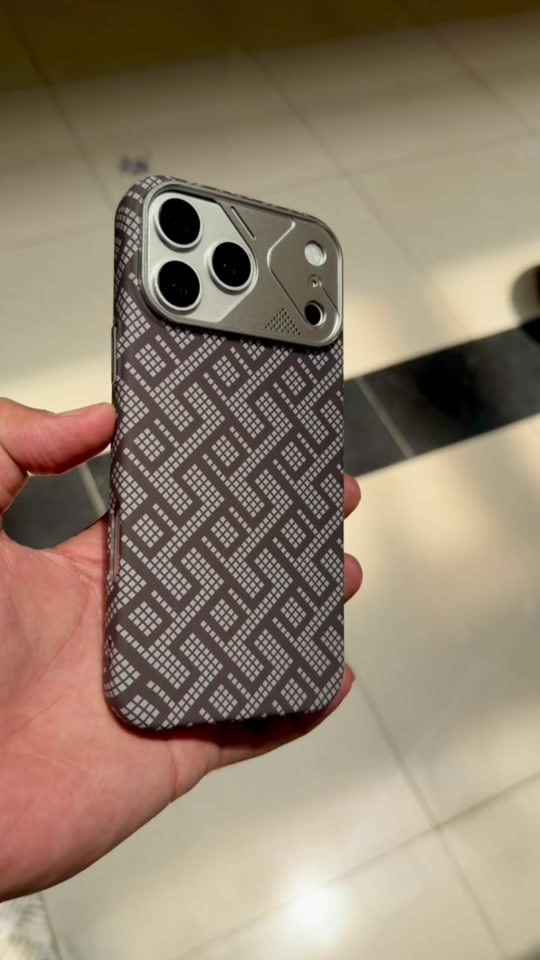 #باركود_ستور #17promax #caseiphone 


**إذا كنت صاحب هذا الإعلان وتريد حذفه لأي سبب، رجاءا أرسل رسالة إلى الدعم الفني**