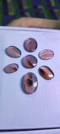 عقيق يماني • زجاجي • مزعفر