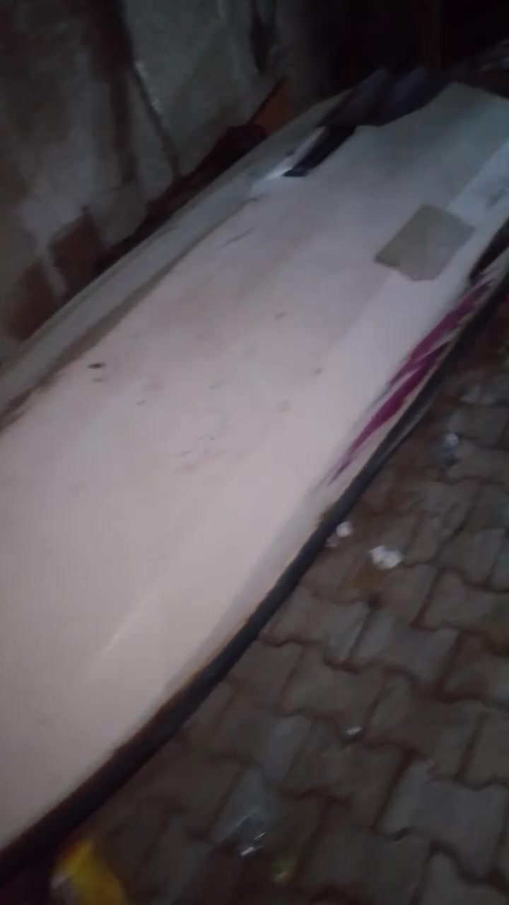 كرف دراجه مائيه بس غلاف يرهم بلم ليريده يراسلني


**إذا كنت صاحب هذا الإعلان وتريد حذفه لأي سبب، رجاءا أرسل رسالة إلى الدعم الفني**