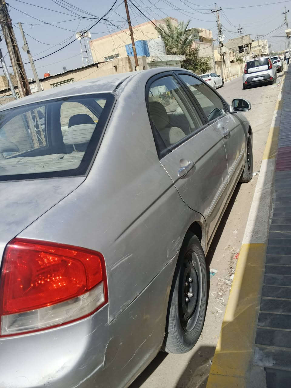 سبكترا موديل 2009 سلفري مكينه 2000 حادثها بامريكا شبر بالباب الخلفي جهه السايق مع شبر بالجاملغ الخلفي جهه السايق
والباقي كفاله بلاديه بيها جراد بالبنيد والقماره ماشيه 124
رقم بغداد مميز راعيها بكربلاء يريد مداور 
الله شاهد عرضتها لان احتاجيت صار شهر من مشتريها السعر 85 وبيها مجال للشراي  يتصل 
***********
