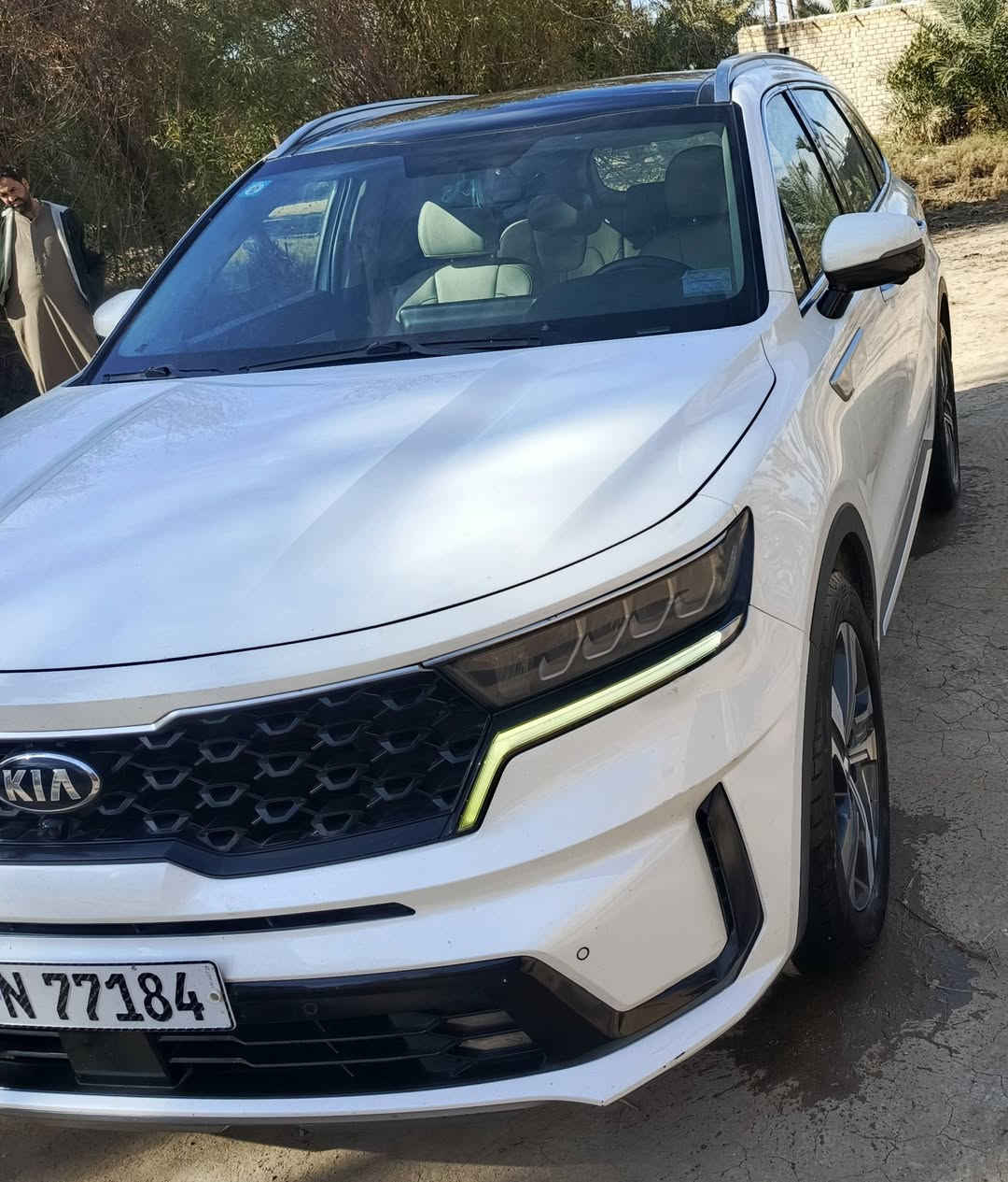 السلام عليكم للبيع فقط سورنتوو موديل 21 خليجي رقم بغداد انگليزي فول مواصفات 1/1 أعلى فئه 4X مكفوله كفالة عامه فقط رصعات بسيطه السونار مرفق مع الصور السعر 272 مكان السياره الديوانية قظاء غماس للاستفسار ***********
