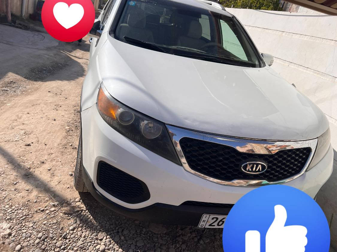 السلام عليكم  سورنتو كلين موديل 2012 6 سلندر 7 راكب مكفوله من ضربه وصبغ  سعره 150 وبيه مجال  للاستفسار ***********. او مراوس بسياره حسب القناعه
