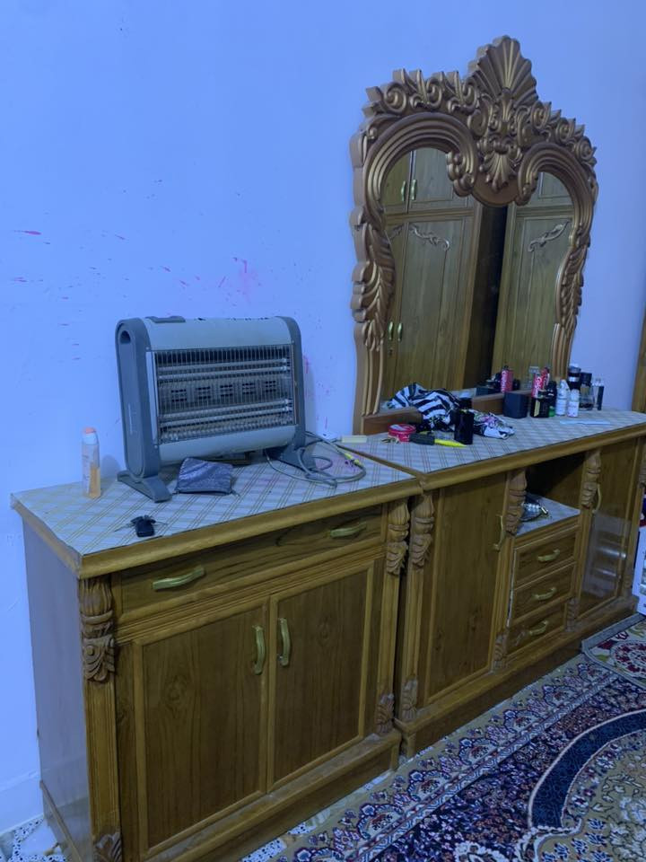 غرفه للبيع جديده قبل سنه اخذتها
‭0783 893 1455‬

‬المكان الكرمه
