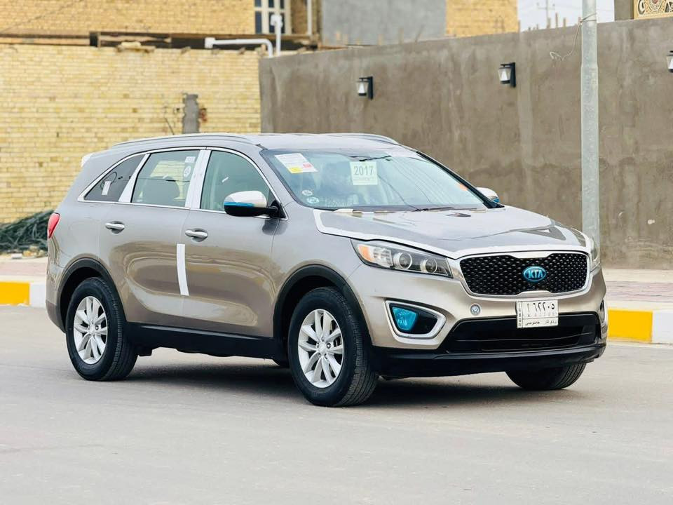 سلام عليكم كيه سورنتو البيع وارد امريكي كفاله عامه تقرير تعمل وتسير موديل 2017 حره تحويل مشروع وطني موصفات السياره تحكم استيرن شاشه كبيره كامره دوار يدات استيل حاجب ع لايت مكينه 2400 لايت زنون أشار ب مري دواخل لونين جديده اوجاهزه حداديه تخم تاير تبريد ثلج احله من الصور شرط مكان السياره الناصريه مركز السعر 135 وبيه مجال*********** وخادم
