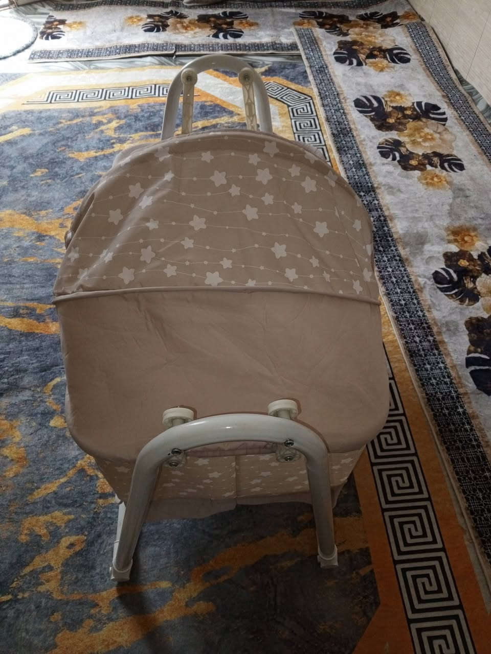 كاروك للبيع حديد ب 40 العنوان حي السلام ***********
