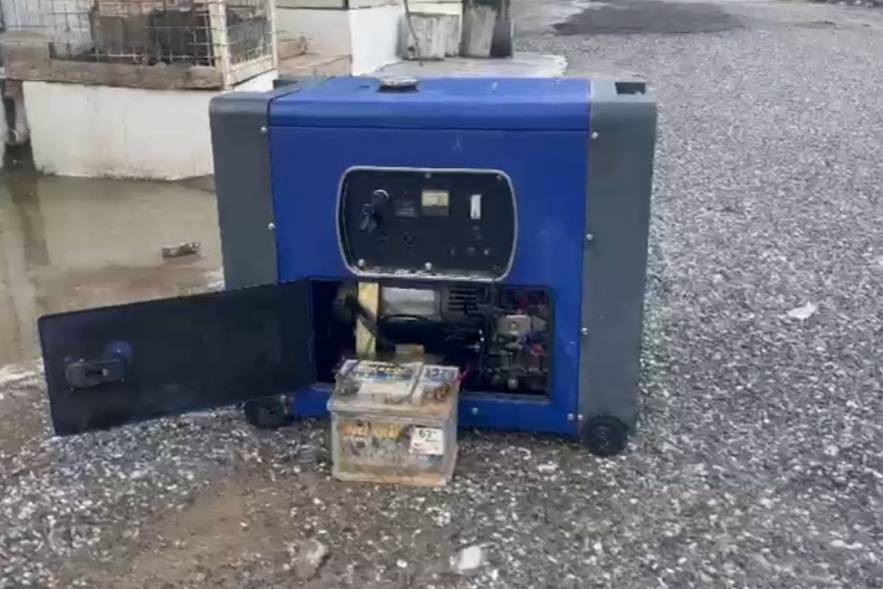 مۆلیدەی کەپسی نیو کاتم پاوەر لاین
٧ کەیڤی  مەزبوت 
بەشەرتی هەموو شتێک گاز  
زۆر کەم ئیشی کردوە 
 شوێن پشدەر.  

سـعـر : لە کۆمێنت داوابکە ڕاستەوخۆ بۆت دێت 📥 

هیچ کێشەیەکی تێدا نییە 

ژمارەی خاوەنەکەی 
***********
