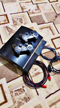 عيني هاذه ابلي 3فانت بي هارت 50 لعبه شغاله جوستك 2 سعر70  ارقم 0781171...